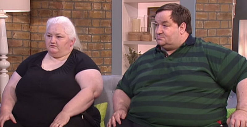 Couple Says Theyre Too Fat To Work And They Want The Government To  pic