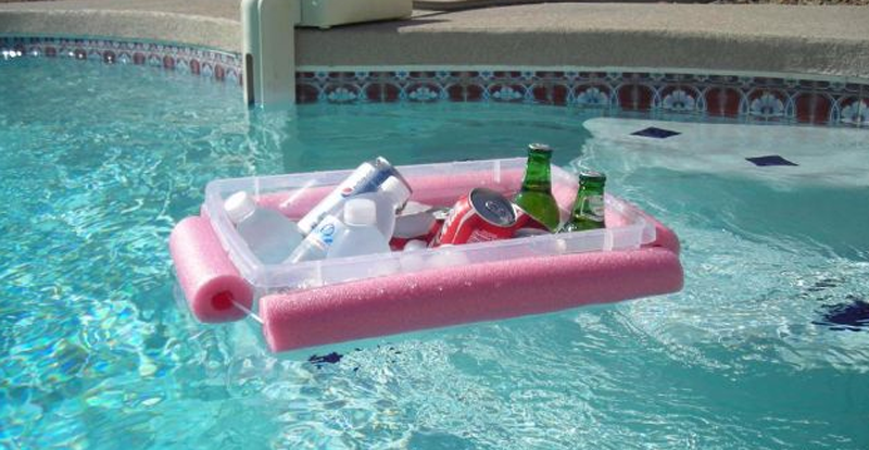 Make A DIY Floating Pool Cooler Out Of Some Cheap Pool Noodles And Plastic Bin